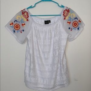 floral sleeved lace white shirt